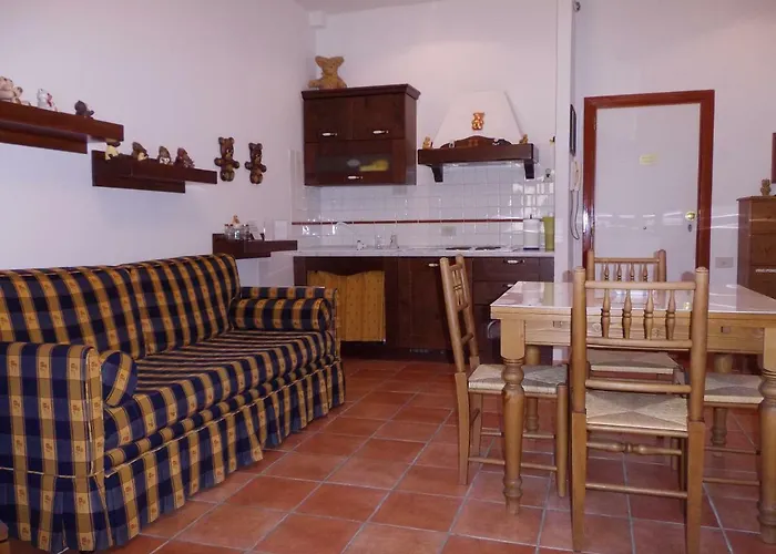 Casa Dell'orso Рокказаро