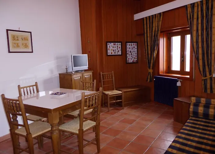 Апартаменты Casa Dell'orso Рокказаро